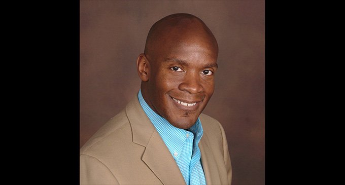 Davenport pays it forward