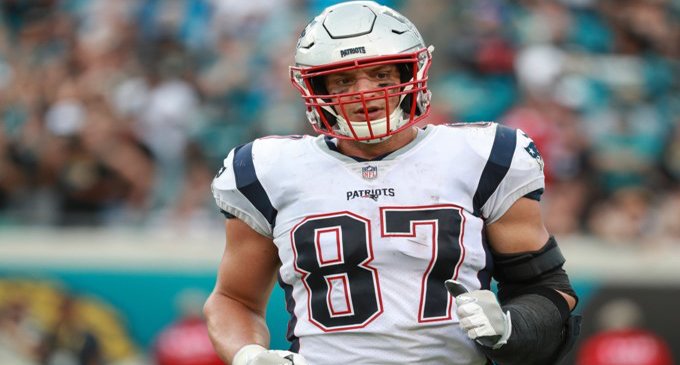 Gronk calls it quits