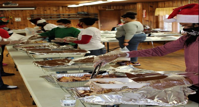 Local nonprofit lifts spirits during holiday season