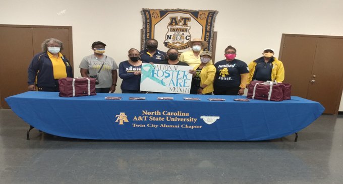 Twin City Alumni chapter  donates to SAYSO