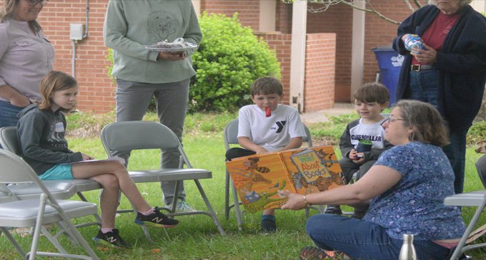 St. Anne’s, St. Stephen’s hold fundraiser for local Freedom Schools