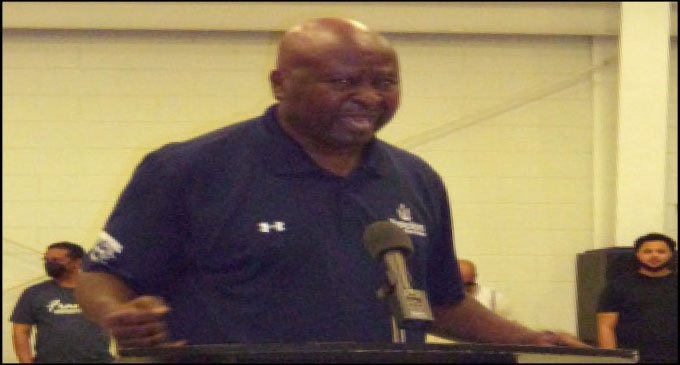 Piggott has basketball court named in his honor